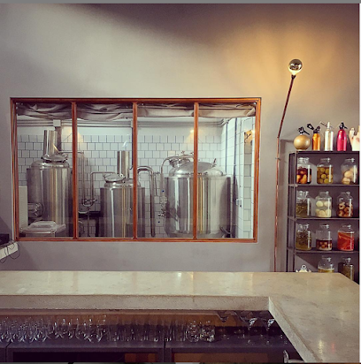 Brut restaurant en Llubí. Restaurante
