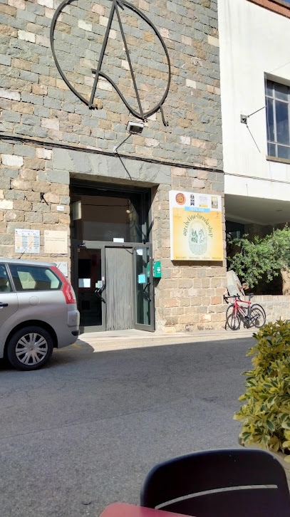 Cooperativa Agrícola de Riudecanyes en Riudecanyes. Tienda de alimentación