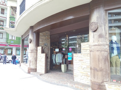 DOSS Zumarraga en Zumárraga. Tienda de ropa