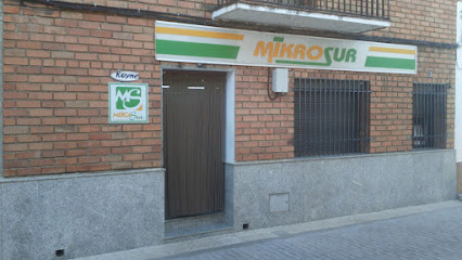 Marquesado de Obando en Puebla de Obando. Empresa de embotellado de aceite de oliva