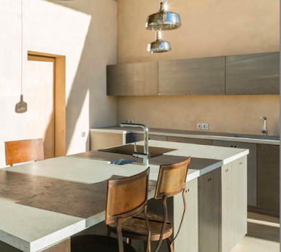 Tecnología Adetec Serveis S.L en l' Alcora. Tienda de materiales para la construcción