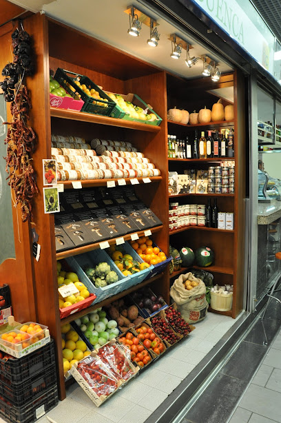 Fruteria Ismael Cuenca e Hijos en Palma. Frutería