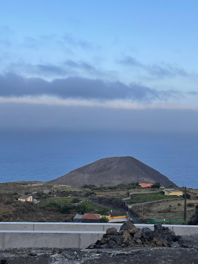 Montana del Azufre en Villa de Mazo. Zona de senderismo