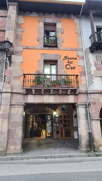 Bustamante de Potes en Potes. Tienda de fotografía