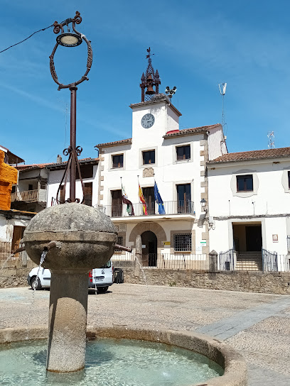 Fuente de la Higuera en Cuacos de Yuste. Fuente de agua potable