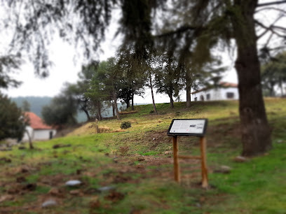 Casas del Posterillo en Jerez del Marquesado. Zona de senderismo