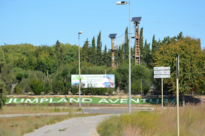 Jumpland Aventura Ecològica en Cambrils. Parque temático