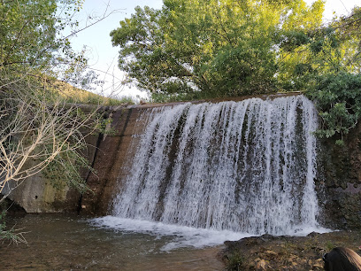 Represa del Río Santa María en Monforte de Moyuela. Parque ecológico