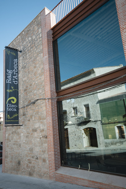 Raig d’Arbeca en Arbeca. Tienda de productos agrícolas