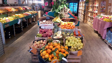 Fruiteria Cal Lluís en Santa Margarida de Montbui. Frutería