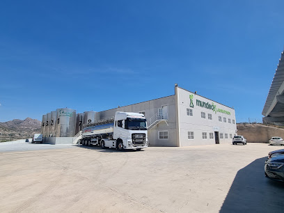 Fabrica Mundo Ecologico en Fortuna. Planta química