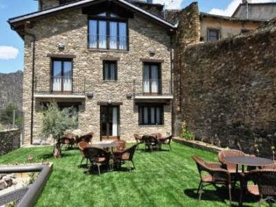 Casa rural la Comella de Tírvia en Tírvia. Sin categoría