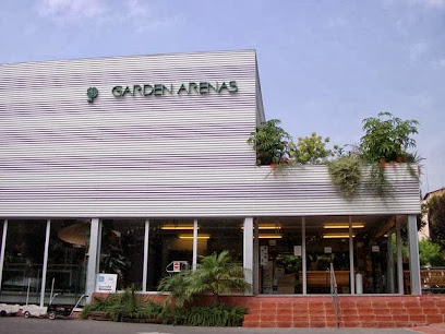 Garden Arenas en Alella. Centro de jardinería