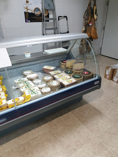 Cooperativa Agrícola Nuestra Señora de los Remedios-Picasat en Olvera. Tienda de productos agrícolas
