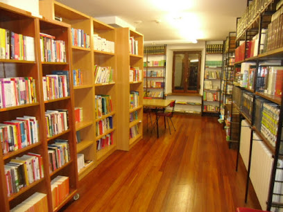 Turtziozko Kultur Etxea - Casa de Cultura de Trucíos en Trucios-Turtzioz. Biblioteca pública