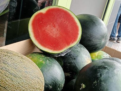 Huerta ecológica Villalobos en Aceuchal. Frutería