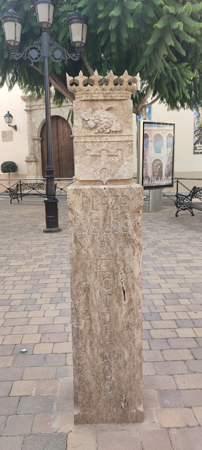 Plaza de los Decididos en Alhama de Almería. Lugar de interés histórico