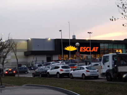 Esclat en Badalona. Supermercado