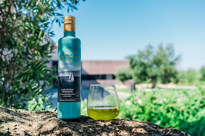 Aires de Jaén Oleoturismo en Jabalquinto. Empresa de embotellado de aceite de oliva
