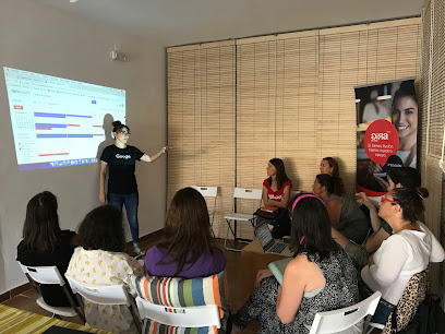 almanatura en Arroyomolinos de León. Organización de servicios sociales