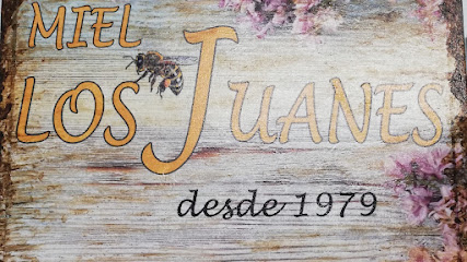 Miel Los Juanes en Fuenlabrada de los Montes. Apicultor