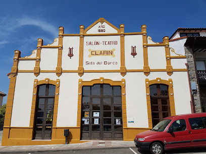 Teatro Clarín en Soto del Barco. Teatro