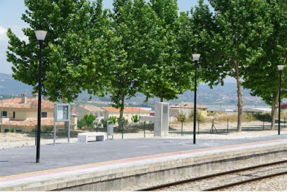 Estación de tren Montaverner en Montaberner. Estación de tren
