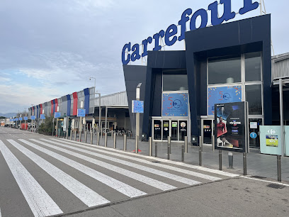Carrefour en El Prat de Llobregat. Hipermercado
