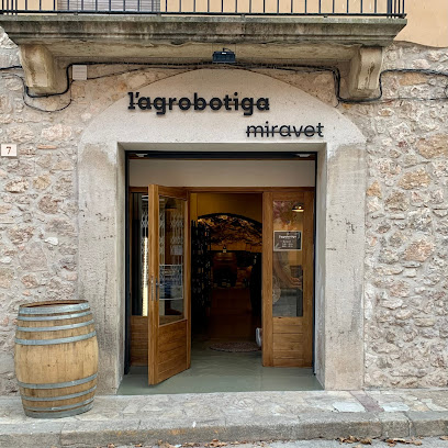 L'agrobotiga Miravet en Miravet. Tienda de alimentación