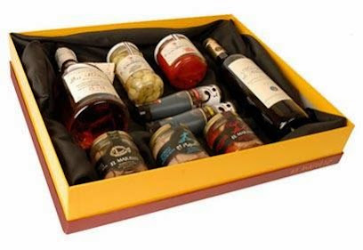 Regalos de Empresa y Detalles de Boda en Sevilla la Nueva. Tienda de artículos para bodas