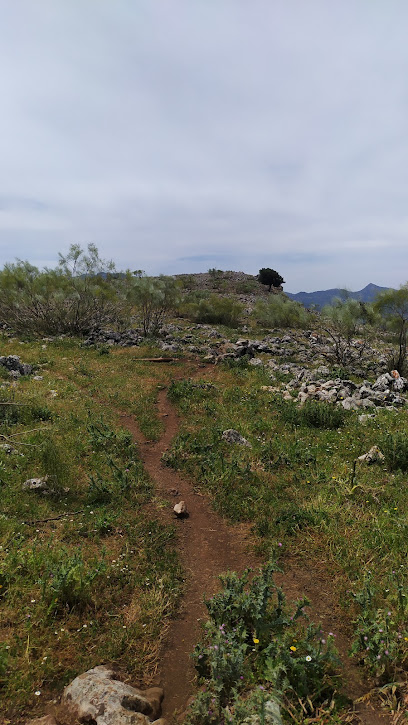 Pico Las Grajas en El Gastor. Zona de senderismo