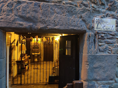 El rebost de Can Lo en Rupit. Tienda de alimentación