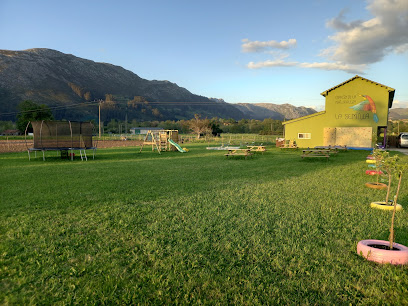 Espacio De La Naturaleza La Semilla en Los Corrales de Buelna. Educación mixta
