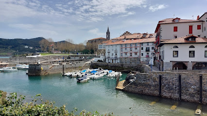 Mundaka en Mundaca. Lugar de interés histórico