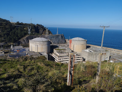 Central Nuclear Lemóniz en Lemóiz. Central nuclear