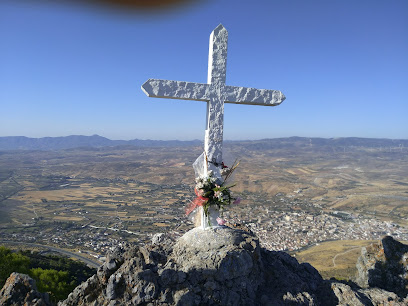 Cruz de la Atalaya en Padul. Zona de senderismo