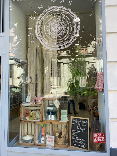 ASÍ SIN MÁS en Zaragoza. Tienda de artículos para el hogar