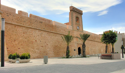 Castillo-Fortaleza de Santa Pola en Santa Pola. Atracción turística