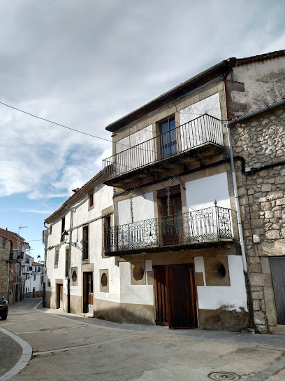 Hacienda Nava del Rey E.S.P.J. en Villamiel. Tienda de alimentos naturales
