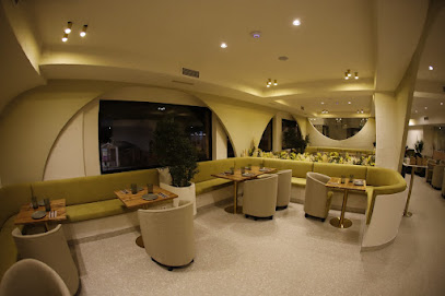 Bury Restaurante en Baños de la Encina. Restaurante