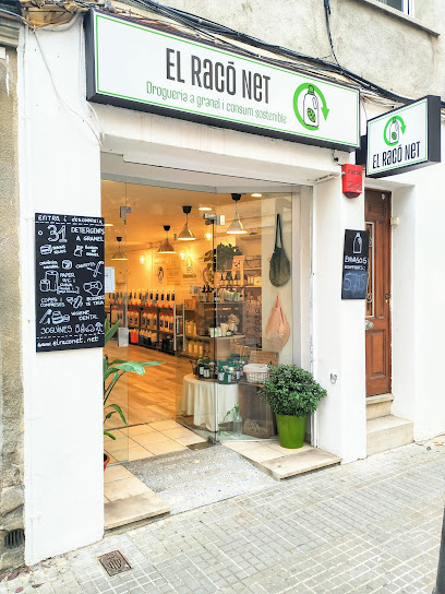 El Racó Net en Terrassa. Tienda de fármacos orgánicos
