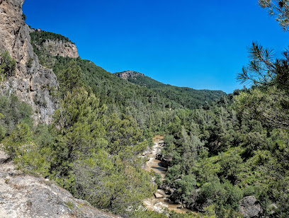 Inicio Ruta Hundido de Armallones en Ocentejo. Zona de senderismo