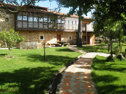 Casa Rural Sietevillas (5 estrellas) en Villasbuenas de Gata. Casa rural