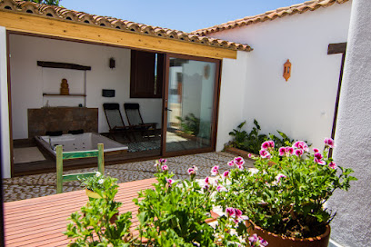 Casa del Agua Spa de Castaño del Robledo en Castaño del Robledo. Casa rural