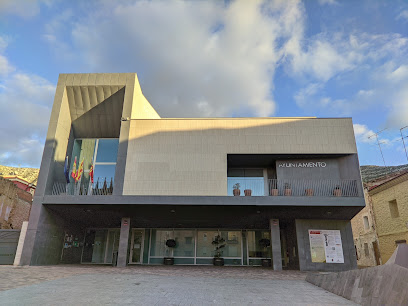 Ayuntamiento de Cadrete en Cadrete. Ayuntamiento