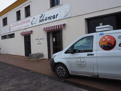 Queseria Artesanal El Palancar en Carcabuey. Tienda de productos lácteos