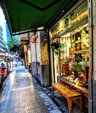 Amabio ekodenda en Bilbao. Tienda de alimentos naturales