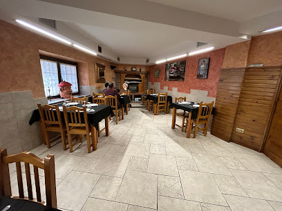 Hospedería Asador El Cerco en Artajona. Restaurante