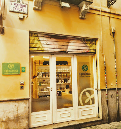 Ajedrea Cosmética Eco Shop & Lab en Granada. Tienda de cosméticos