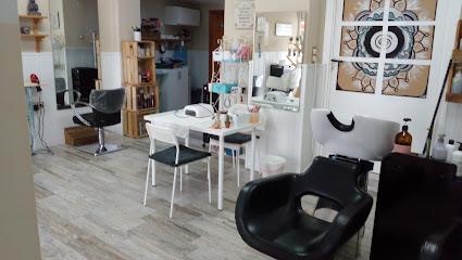 Cappels Peluquería ecológica unisex en Burjasot. Peluquería